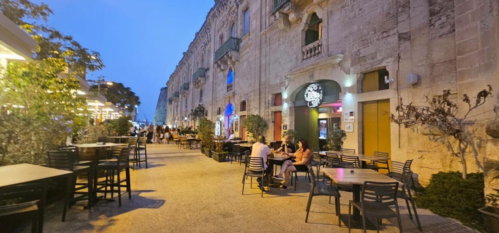 Modern Elegance Valletta Apartment Exterior foto